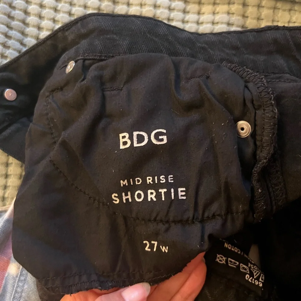 BDG SHORTS - Picture 3 of 3